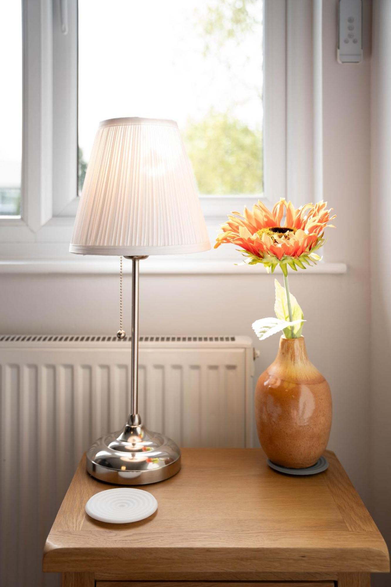 Park View- 2 Bed Apartment Close To East Surrey Hospital Salfords Luaran gambar